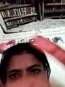 Snapshot of Rani-lazo chatting on January 2026 03:44:02 AM Rani-lazo online show from January 2026 03:44:02 AM