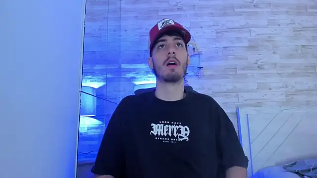 Emir Ozan  online show from January 2026 07:15:01 PM