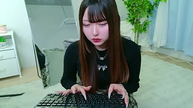  Sakura F online show from April 2026 03:31:02 PM