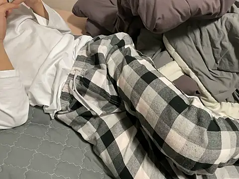   kim online show from December 2025 01:20:02 PM