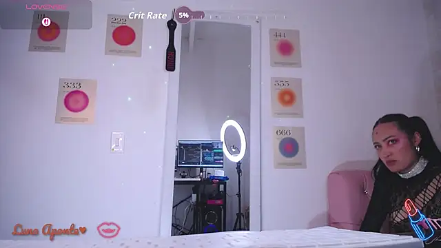 LunaAponte online show from February 2026 06:26:01 AM