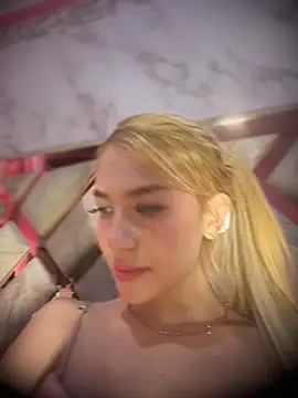 valeryfox   online show from March 2026 06:26:01 PM