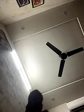 ClassyQueen online show from November 2025 07:44:01 AM