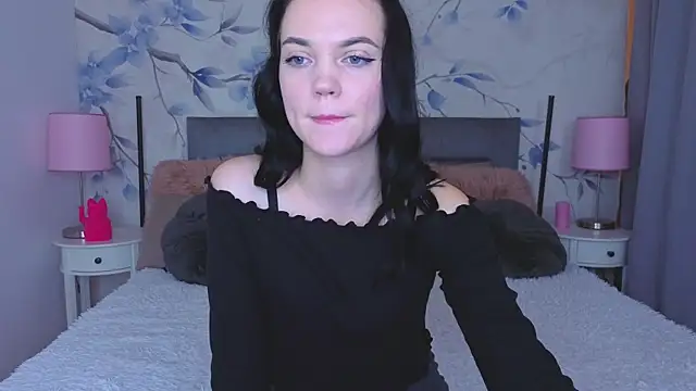 Camila 777  online show from November 2025 09:03:02 PM