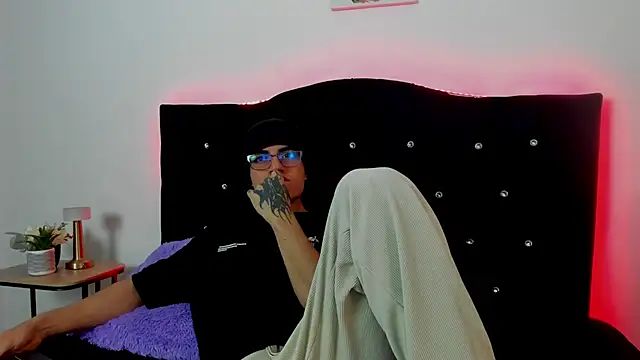 eren jeager online show from February 2026 01:28:02 AM