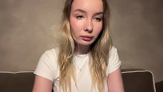 keeendall online show from December 2025 11:13:01 PM