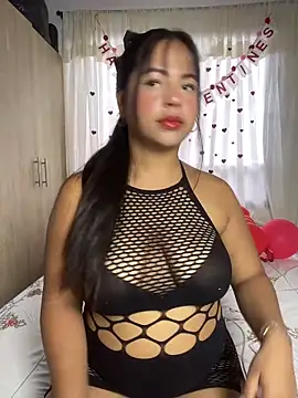 katthyasmitth online show from February 2026 10:16:02 PM