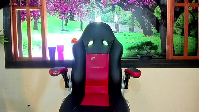 britanny noroeste online show from April 2026 04:01:01 AM