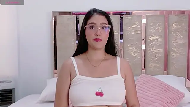 Isa londonn21 online show from December 2025 09:12:02 PM