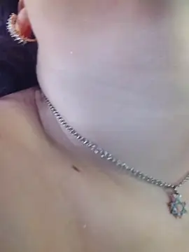 Roxxie saenz   online show from November 2025 11:02:01 AM