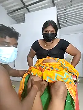 Desicouple1706 online show from January 2026 05:18:02 PM