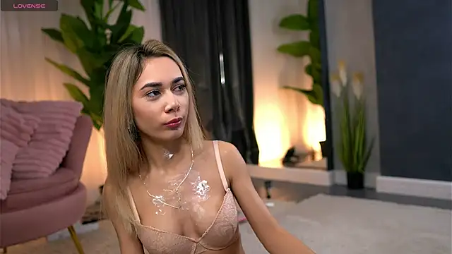 AishleyBee online show from January 2026 11:56:01 AM