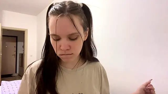 ColettaPeitz online show from November 2025 01:36:01 PM