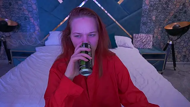 Sun Shine Lola online show from November 2025 07:20:02 AM