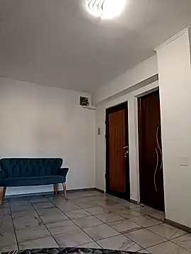 stropinela23 online show from December 2025 06:55:02 AM