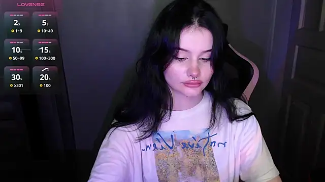 Snapshot of Moon_raven chatting on March 2026 11:15:01 PM Moon raven online show from March 2026 11:15:01 PM