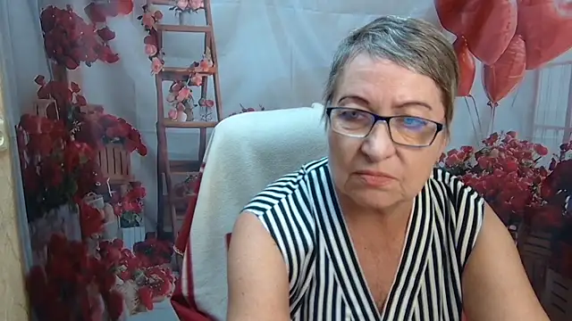 OlgaLuck online show from May 2026 05:04:02 AM