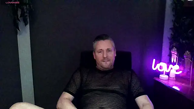 Hunter Fl online show from November 2025 05:13:02 PM