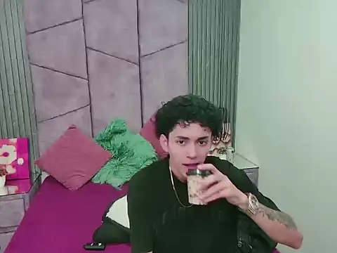 JackCooperr online show from January 2026 12:41:01 PM