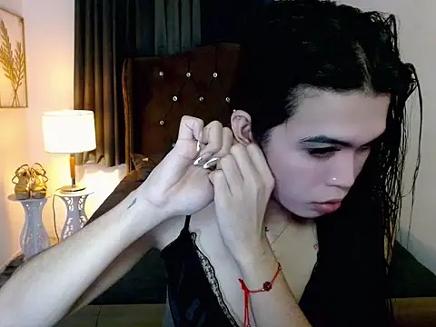 hollyyumiloove online show from March 2026 10:53:02 AM
