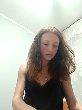 AlisKiv online show from November 2025 07:03:01 PM