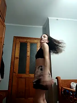 AlisKiv online show from November 2025 07:49:02 PM