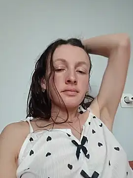 AlisKiv online show from November 2025 10:19:01 AM