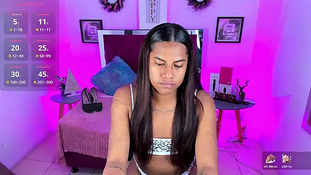 Samantha  F W online show from December 2025 04:25:02 PM