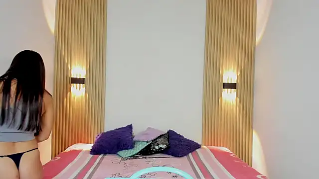 Snapshot of Izelevans chatting on February 2026 11:48:01 AM Izelevans online show from February 2026 11:48:01 AM