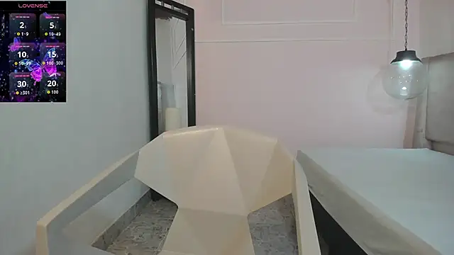 Izelevans online show from March 2026 01:05:01 PM