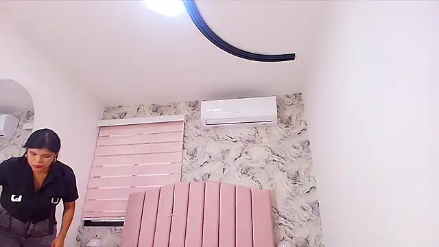 katsumi yan online show from January 2026 07:08:02 PM