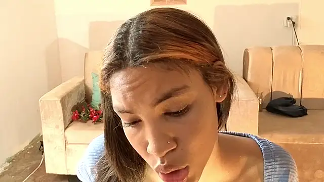 ginebra n yan online show from December 2025 06:47:02 PM