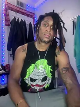 Snapshot of MTheRealrDLlongCrippler chatting on April 2026 09:44:01 AM MTheRealrDLlongCrippler online show from April 2026 09:44:01 AM