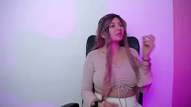 CandySwan online show from February 2026 11:26:02 AM