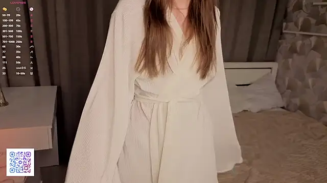 NeliaVandresar online show from December 2025 04:17:01 AM