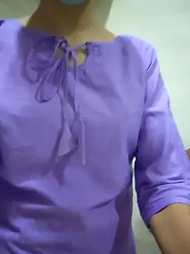 Hot Riya baby online show from November 2025 03:00:02 PM