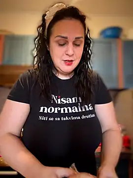 Snapshot of Mary_kansas_bbw chatting on February 2026 01:01:02 PM Mary kansas bbw online show from February 2026 01:01:02 PM