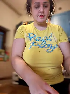 Snapshot of Mary_kansas_bbw chatting on March 2026 01:57:02 PM Mary kansas bbw online show from March 2026 01:57:02 PM