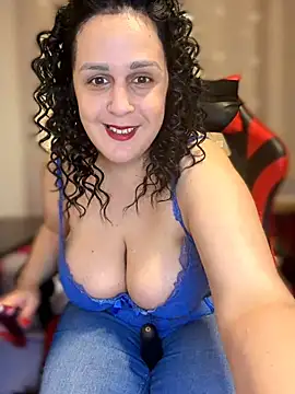Mary kansas bbw online show from March 2026 06:02:01 PM