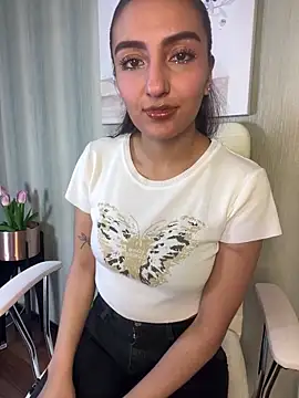 ZoeJohnson Pink online show from February 2026 09:21:01 PM