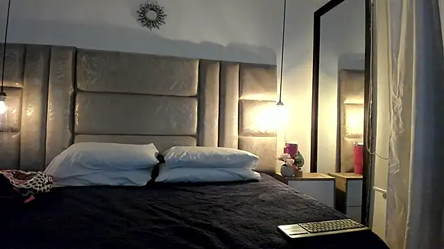 Snapshot of Ambar85 chatting on February 2026 03:32:02 AM Ambar85 online show from February 2026 03:32:02 AM