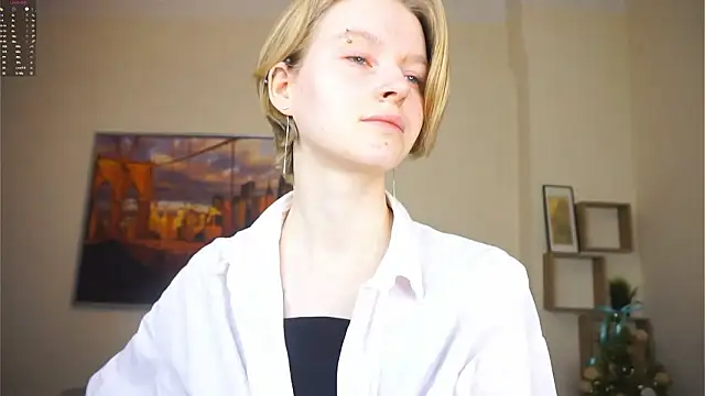 ToyaPletz online show from March 2026 05:08:01 PM