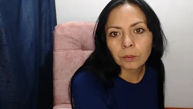 Paolahotty online show from January 2026 01:20:02 AM