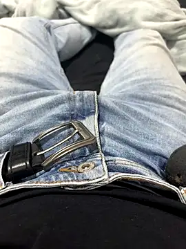 Daisuke 01 online show from December 2025 06:08:02 AM