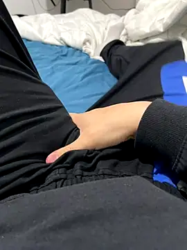 Daisuke 01 online show from December 2025 04:06:01 AM