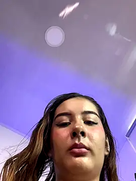 Allana Rousse online show from December 2025 11:59:01 AM