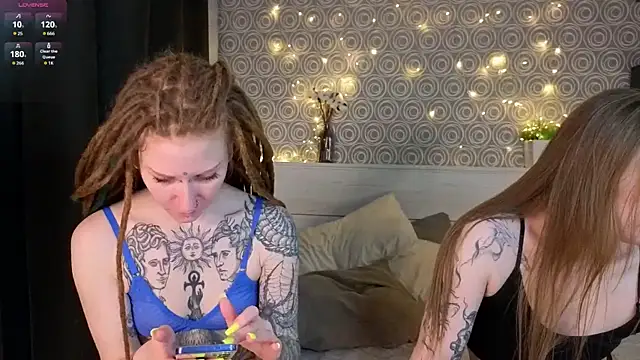 Snapshot of BobbieNibbe chatting on February 2026 01:14:02 AM BobbieNibbe online show from February 2026 01:14:02 AM