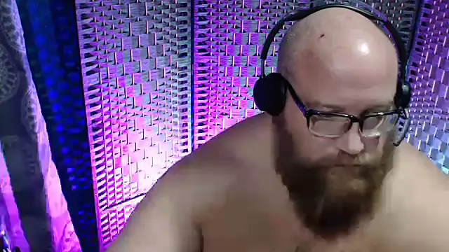 BigBearforCuddles online show from January 2026 02:25:02 AM