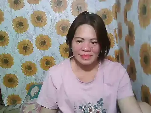 Smilinglovely online show from January 2026 01:04:02 PM