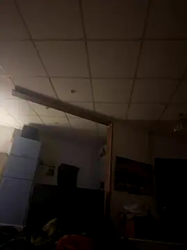 Ibo2002i online show from November 2025 02:33:01 AM